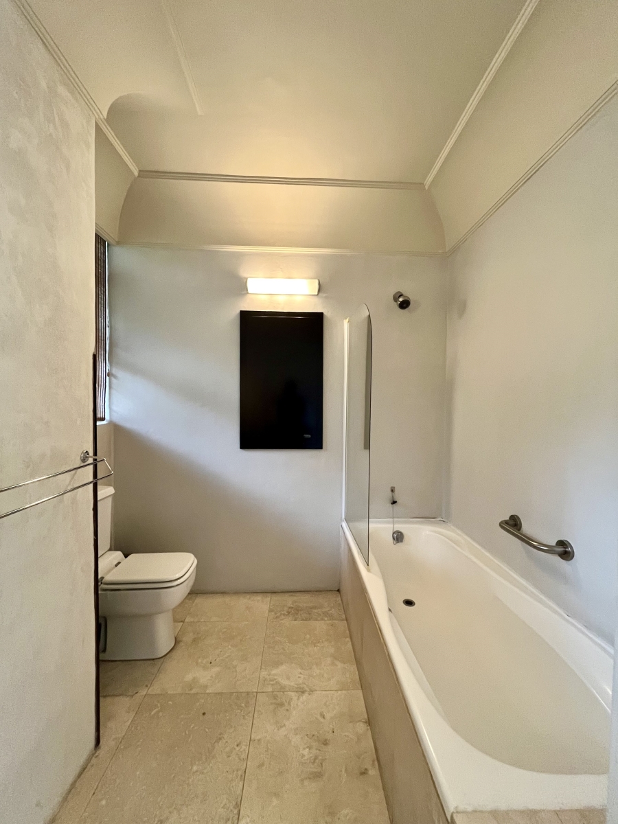 1 Bedroom Property for Sale in Tamboerskloof Western Cape